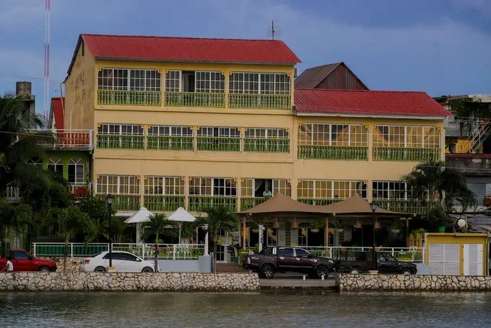 Hotel Peten