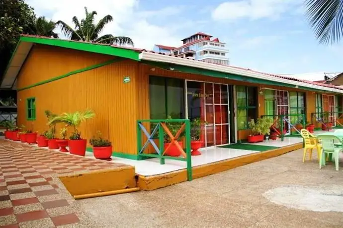 Apartahotel Tres Casitas 