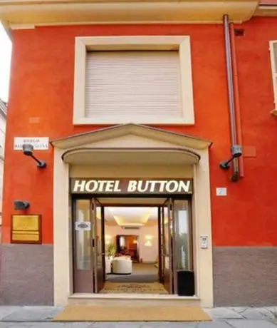 Hotel Button 