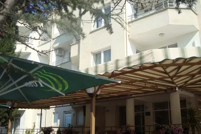 Hotel Astra Ravda 