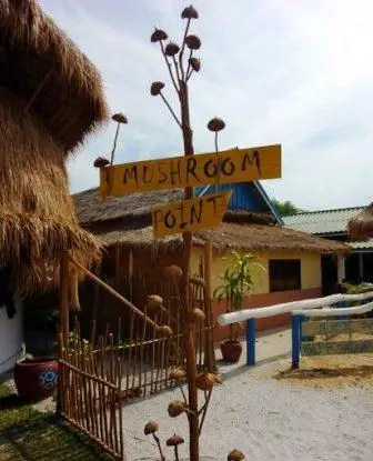 Mushroom Point & Beach