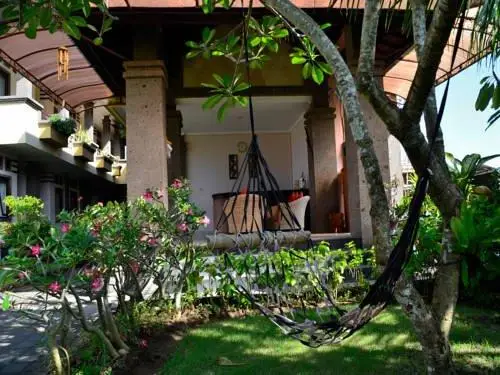 Tanjung Sari Inn 