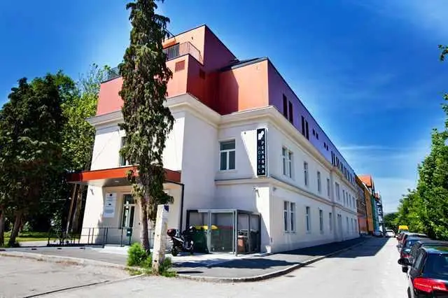 Hostel Pekarna