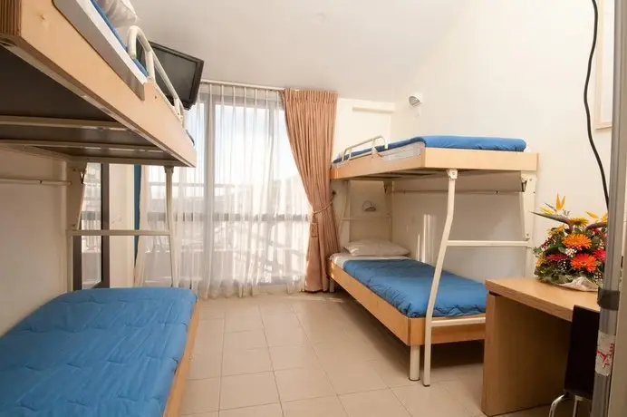 HI - Shlomi Hostel 