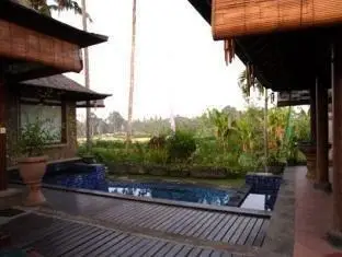 Peruna Saba Villas 