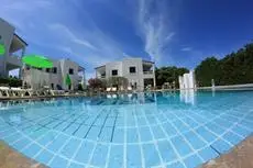 Arco Baleno Apartments 