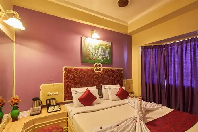 Hotel Saratha Rajans