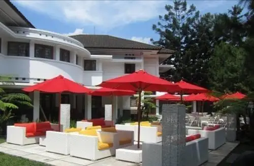 Bumi Bandhawa Hotel 