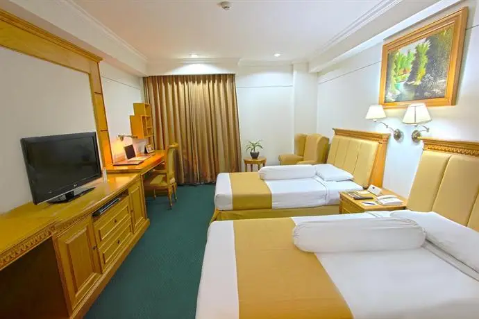 Harmoni Suites Hotel