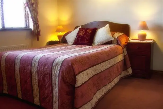 Hazelbrook Bed & Breakfast 