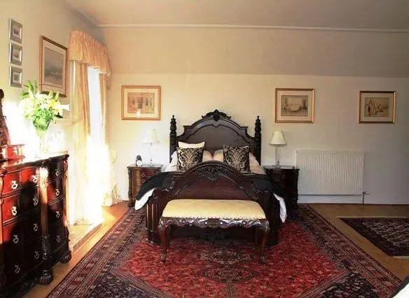 Balmuirfield House Bed and Breakfast 