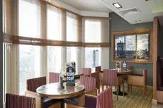 Premier Inn Edinburgh Princes Street 