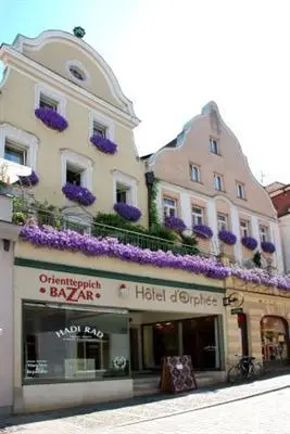 Hotel Orphee - Grosses Haus