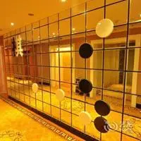 Luoyang Babylon Hotel 