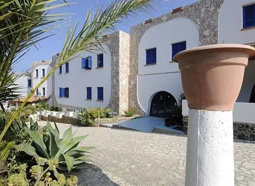 Hotel Ustica Punta Spalmatore H U P S 