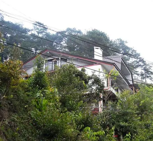 Baguio Lani's Place 