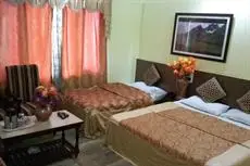 OYO 4529 Hotel Star of Kashmir 