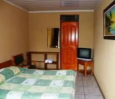 Cabinas Eddy B&B 