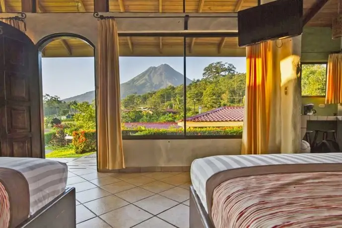 Arenal Volcano Inn 