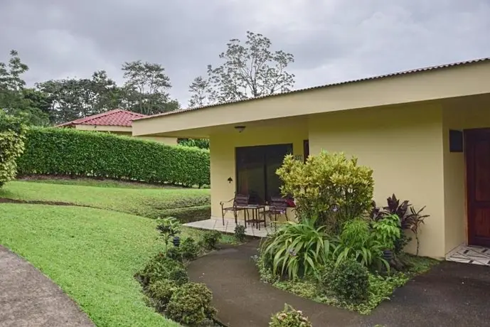 Arenal Volcano Inn 