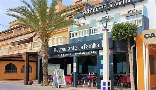 Hotel La Familia 