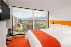 TRYP By Wyndham Bogota Embajada 