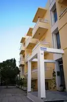 Manias Apartments 