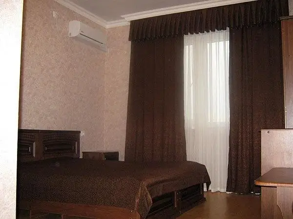 8 Nebo Hotel 