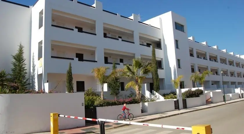 Apartamentos Alborada III