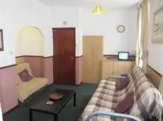 Lindisfarne Holiday Apartments - Families & Couples Only 