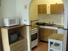 Lindisfarne Holiday Apartments - Families & Couples Only 