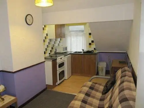 Lindisfarne Holiday Apartments - Families & Couples Only 