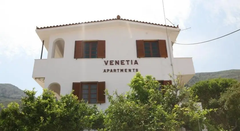 Venetia Apartments 