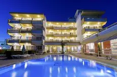 Trianta Hotel Apartments 