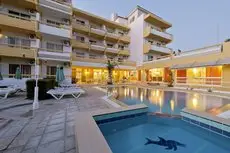 Trianta Hotel Apartments 