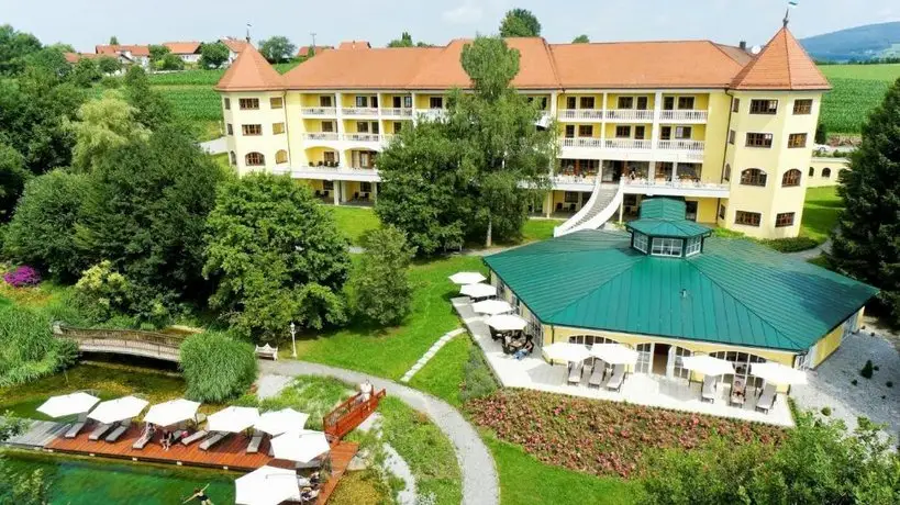 Wellnesshotel Parkschlossl zu Thyrnau 