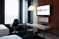 Alt Hotel Toronto Airport 