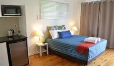 Gold Coast Airport Accommodation - La Costa Motel 