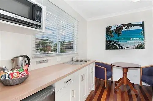 Gold Coast Airport Accommodation - La Costa Motel 