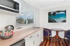 Gold Coast Airport Accommodation - La Costa Motel 