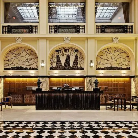 Grandezza Hotel Luxury Palace