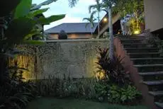 Lautan Kupu - Kupu Villas 