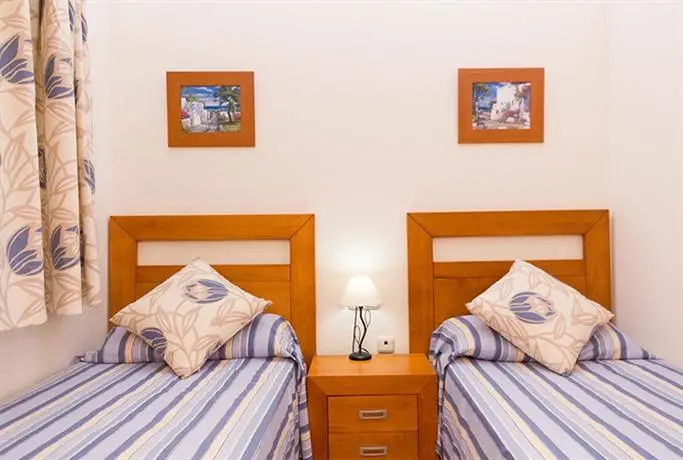 Apartamentos Oliastur 