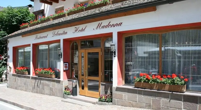 Hotel Dolomiti Madonna 