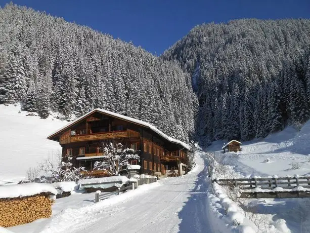 Apartments Obergraferhof