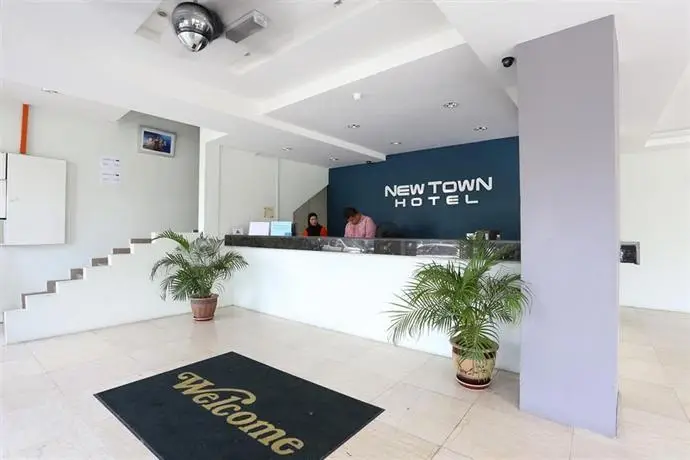 New Town Hotel Klang