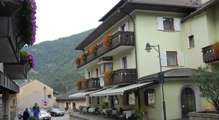 Hotel Gasthof Zur Linde Muhlbach