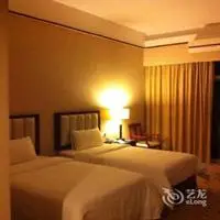 Zhongshan Jinbai Hotel 