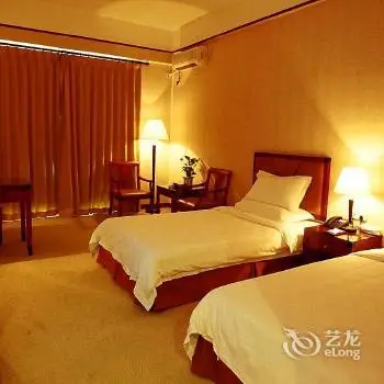 Zhongshan Jinbai Hotel 