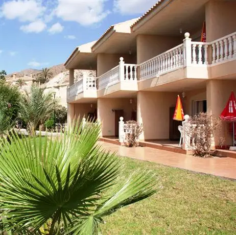 Apartamentos Oasis de las Palmeras 